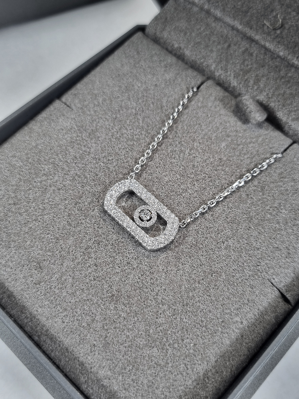 Украшение MESSIKA  So Move Pavé Necklace  So Move Pavé-Set Necklace 12945-WG 