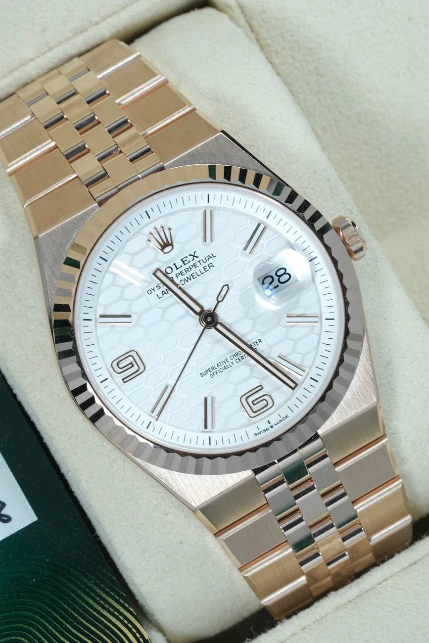 Часы Rolex  Land Dweller Rose Gold 40  127334
