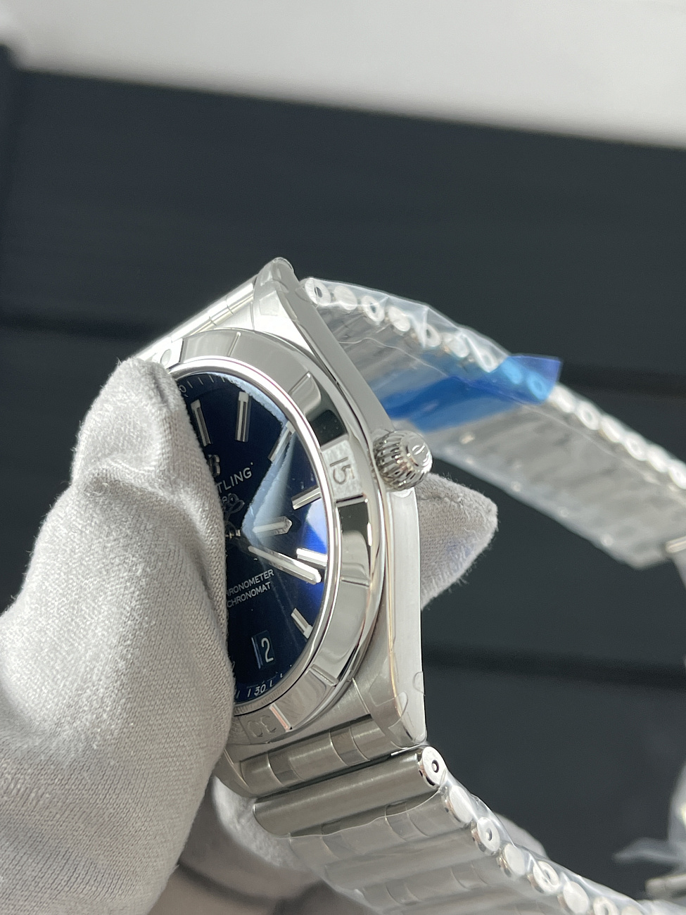 Часы Breitling  Chronomat 32Mm  A77310101C1A1