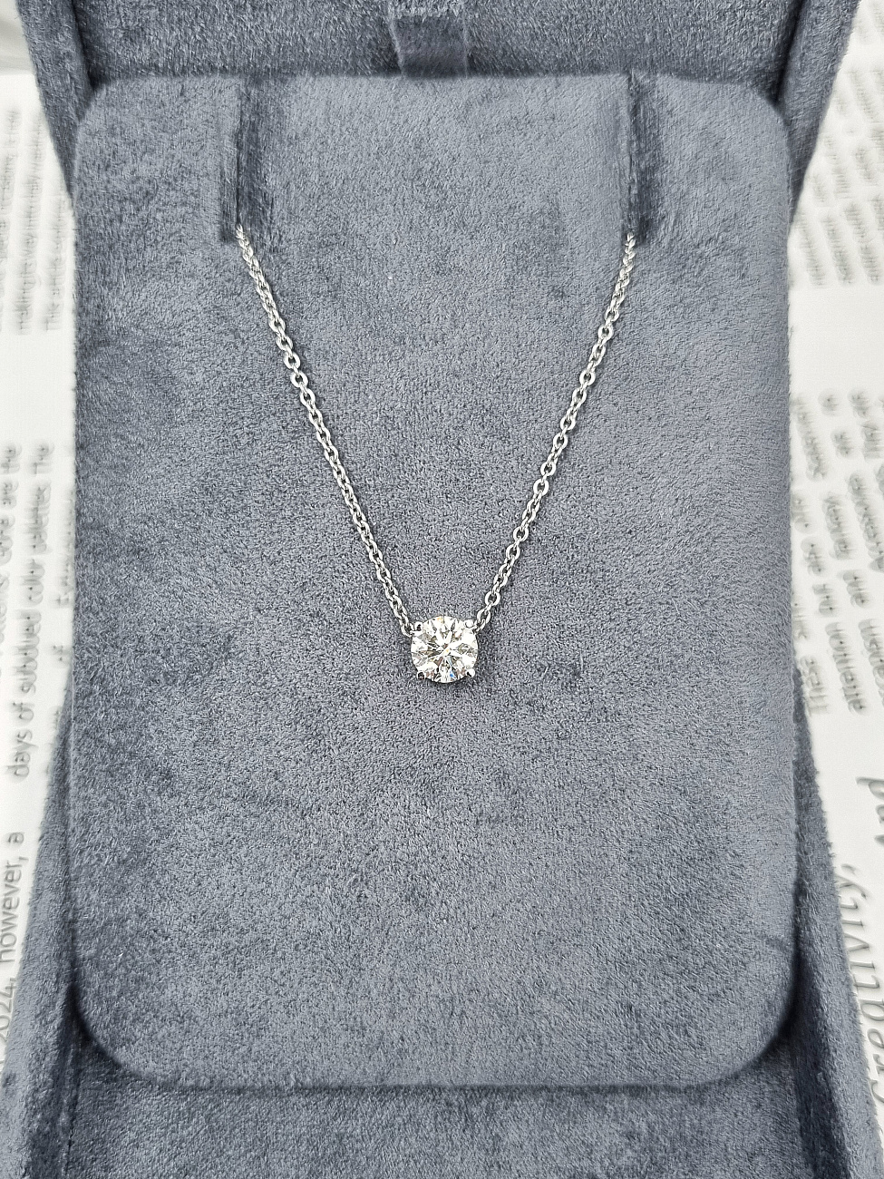 Украшение GIA  Подвеска с бриллиантом 0,99 ct. J/VS1 (3 excellent)   