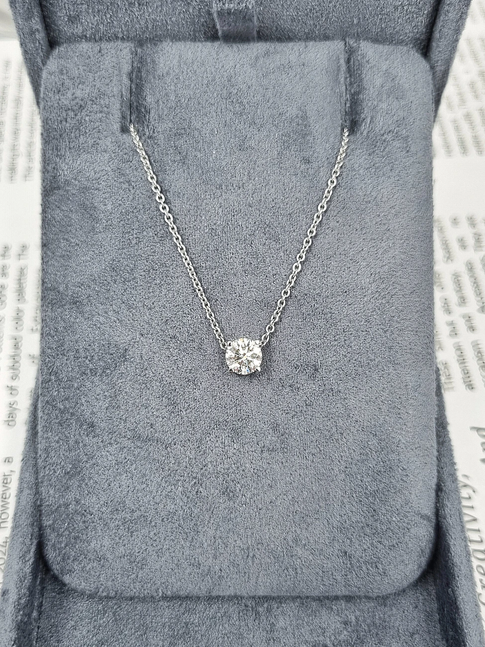 Украшение GIA  Подвеска с бриллиантом 0,77 ct. K/Internally Flawless (3 excellent)   