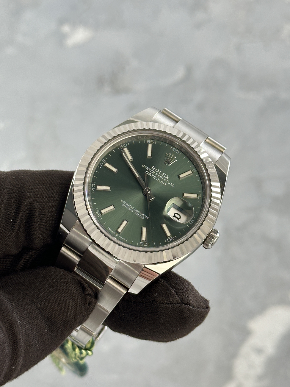 Часы Rolex  - Datejust 41Mm Steel & White Gold Mint Green Dial  126334