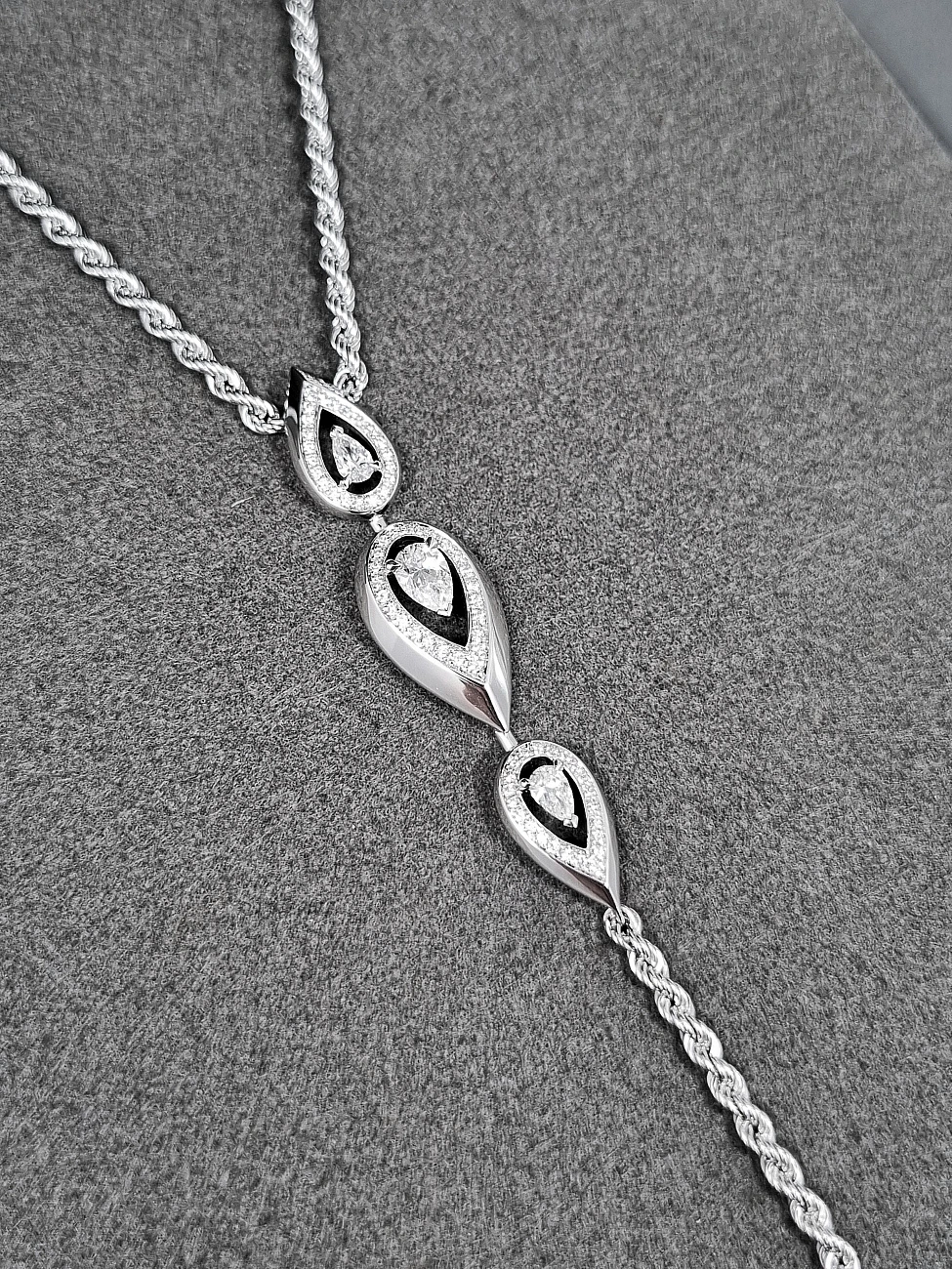 Украшение Messika  Fiery Tie Necklace  Fiery tie necklace 13793-WG 