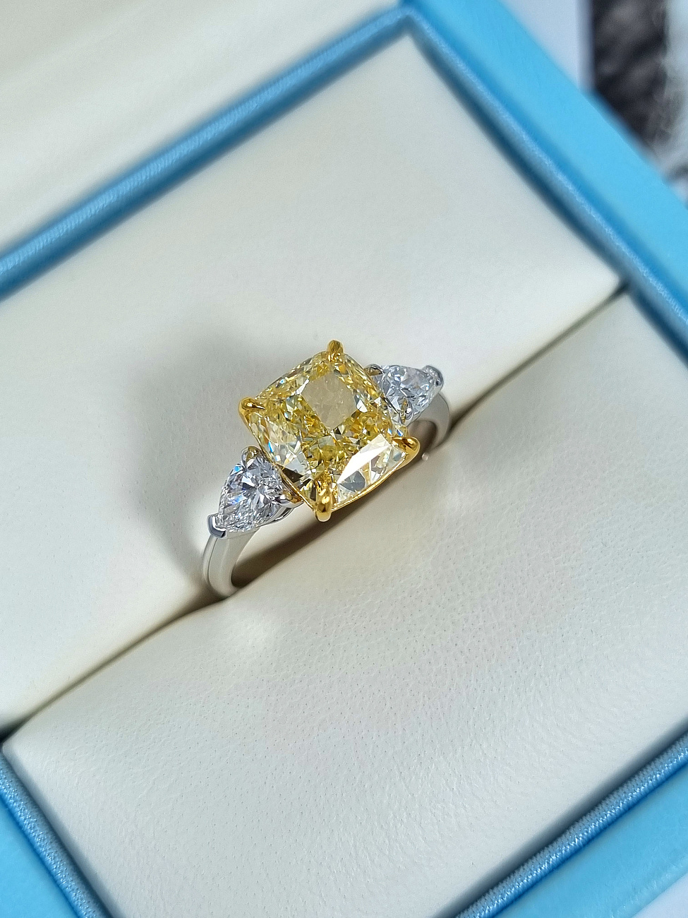 Украшение NO NAME  Кольцо С Бриллиантом 3,17 Ct. Fly/Vvs2   