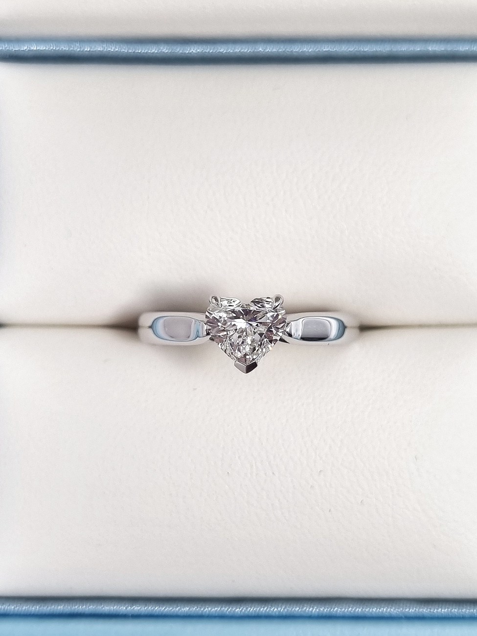 Украшение NO NAME  Кольцо С Бриллиантом 1,01 Ct. H/Vvs2   