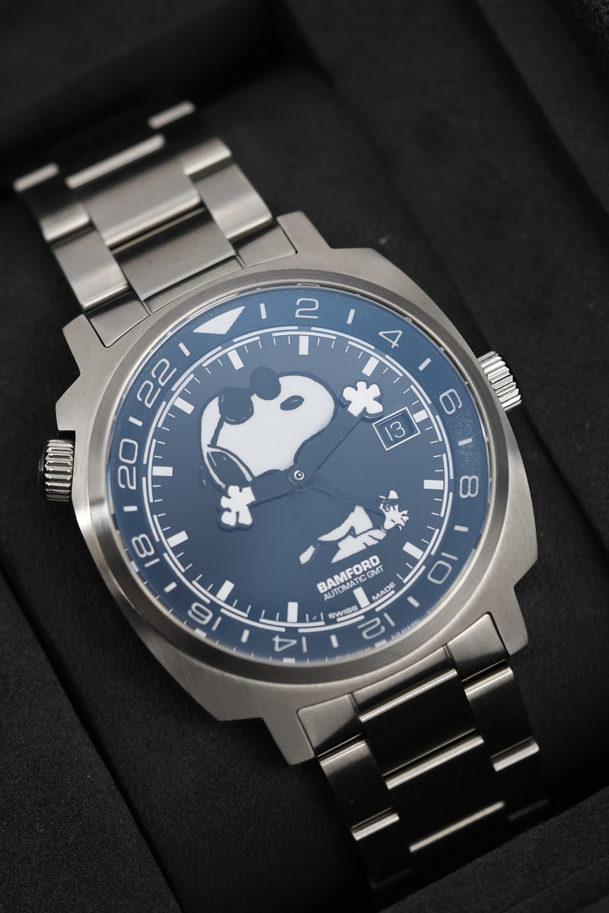Часы Bamford   SNOOPY LIMITED-EDITION GMT 75TH ANNIVERSARY OF PEANUTS  SNOOPY