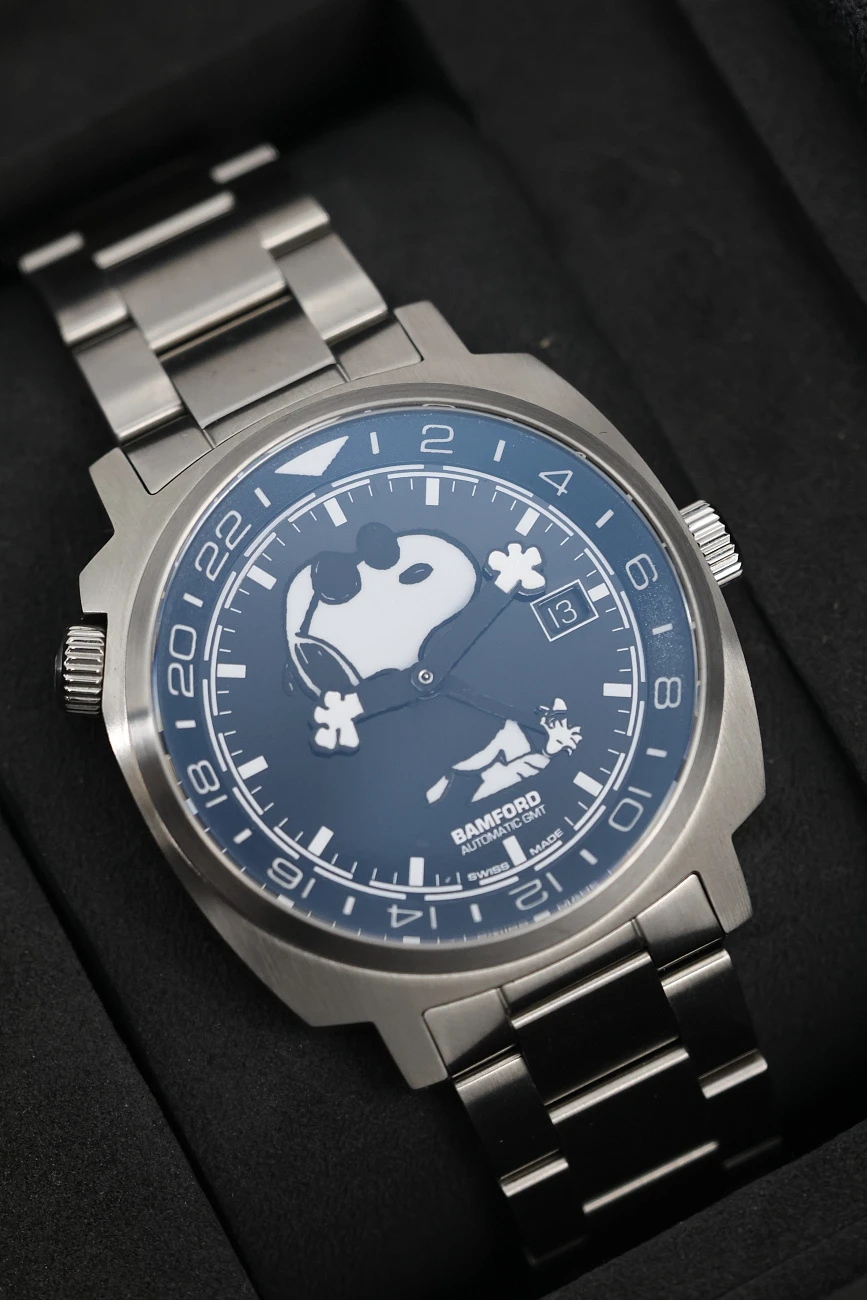 Часы Bamford   SNOOPY LIMITED-EDITION GMT 75TH ANNIVERSARY OF PEANUTS  SNOOPY