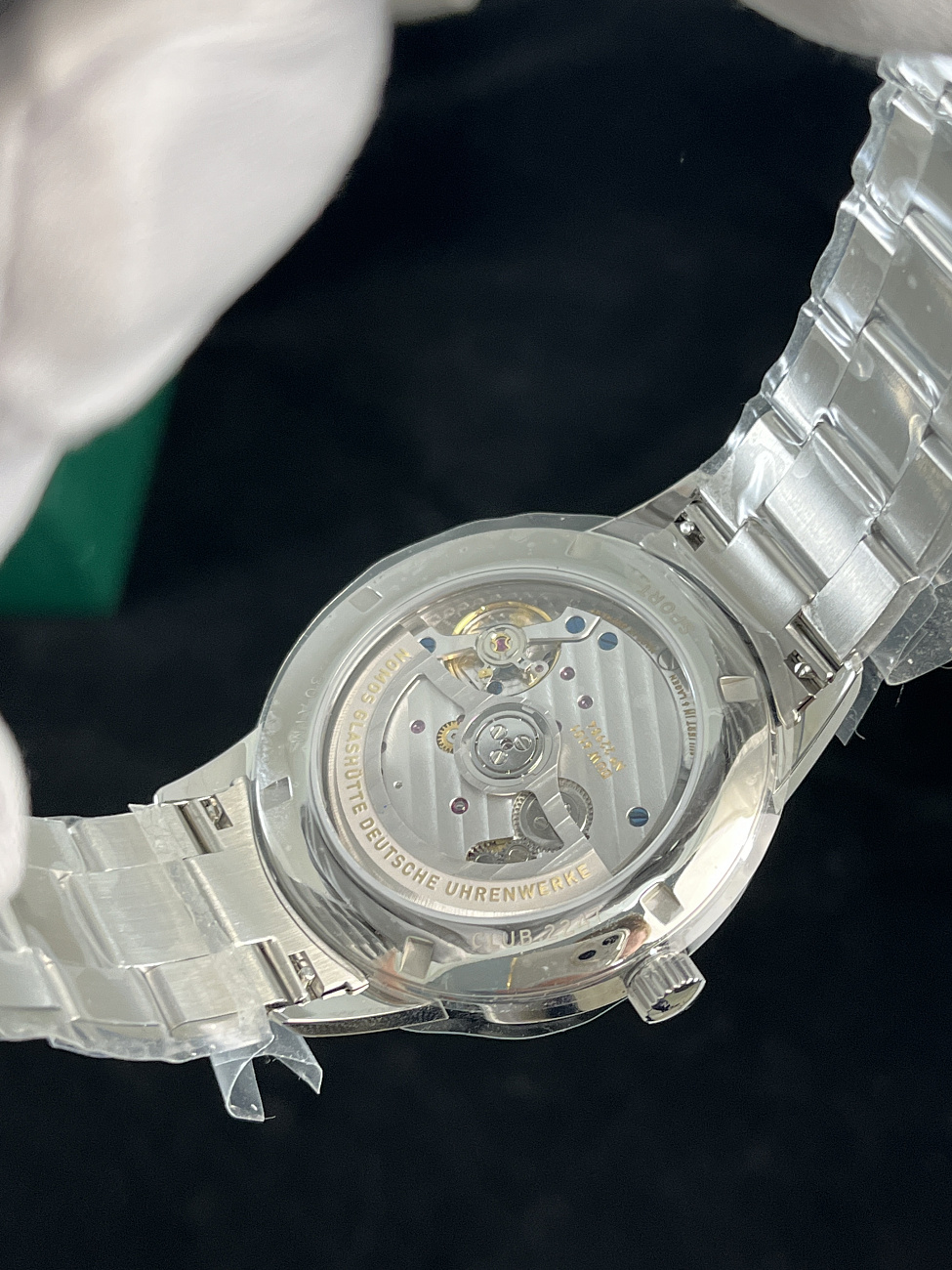 Часы NOMOS  Club Sport Neomatik 42 Date Blue  782