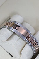 Часы Rolex  Oyster Perpetual Datejust 36 Mm MOP Dial Everose Rolesor  126281RBR