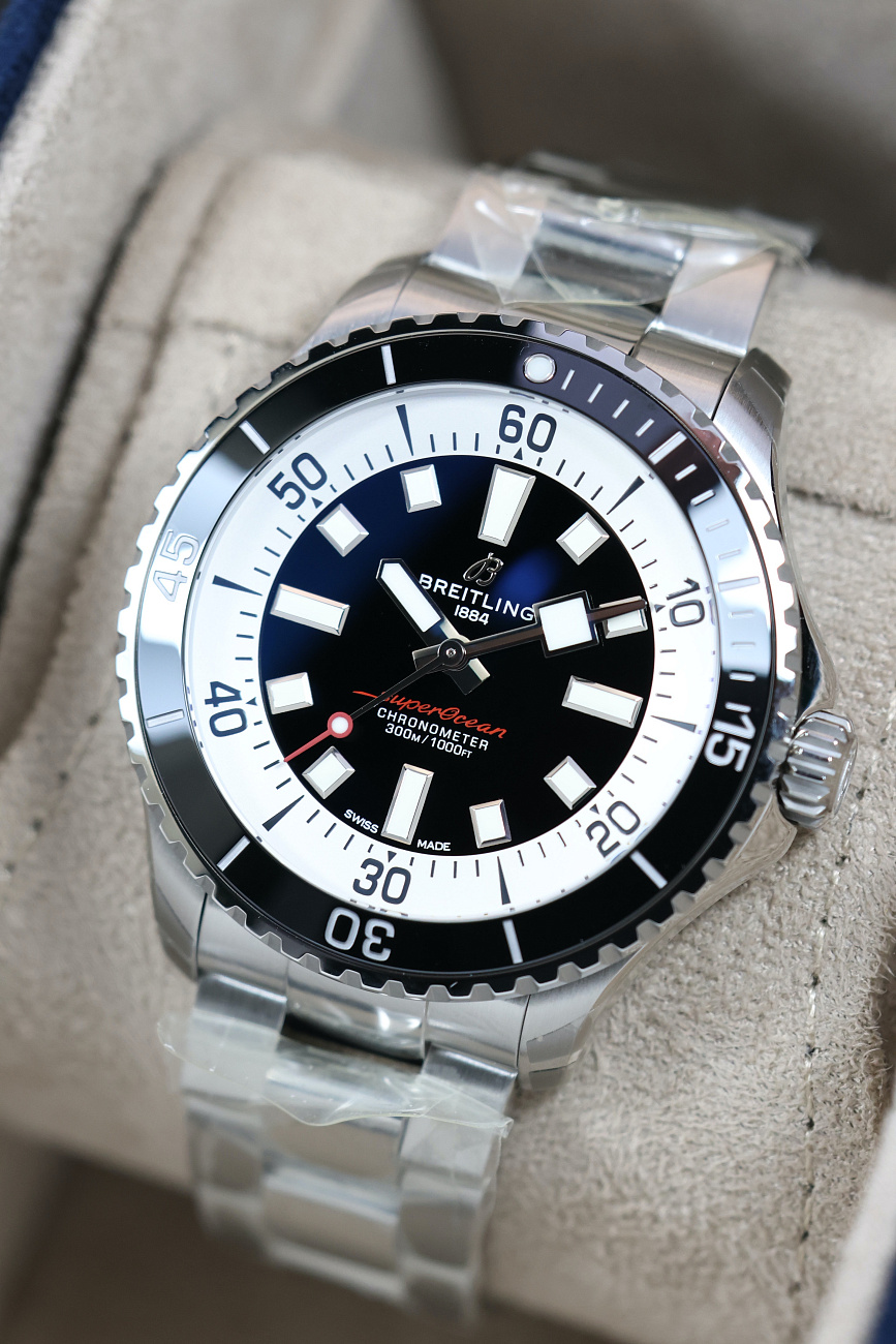 Часы Breitling  Superocean 44  A17376211B1A1