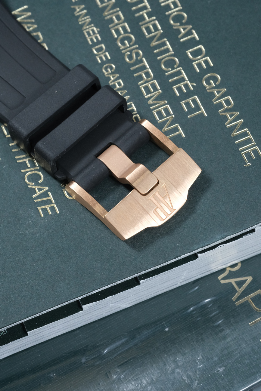 Часы Audemars Piguet  Royal Oak Offshore Chronograph 42Mm Rose Gold  26470OR.OO.A002CR.01 