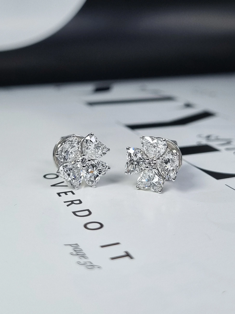 Украшение GIA  Серьги с бриллиантами 4,03 ct. D/VS1   