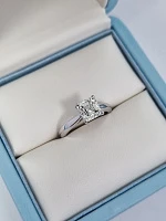 Украшение GIA  Кольцо С Бриллиантом 1,76 Ct. J/Internally Flawless   