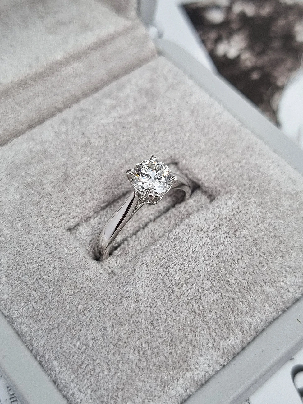 Украшение GIA  Кольцо 1,01 ct. G/Si1 (3 Excellent)   