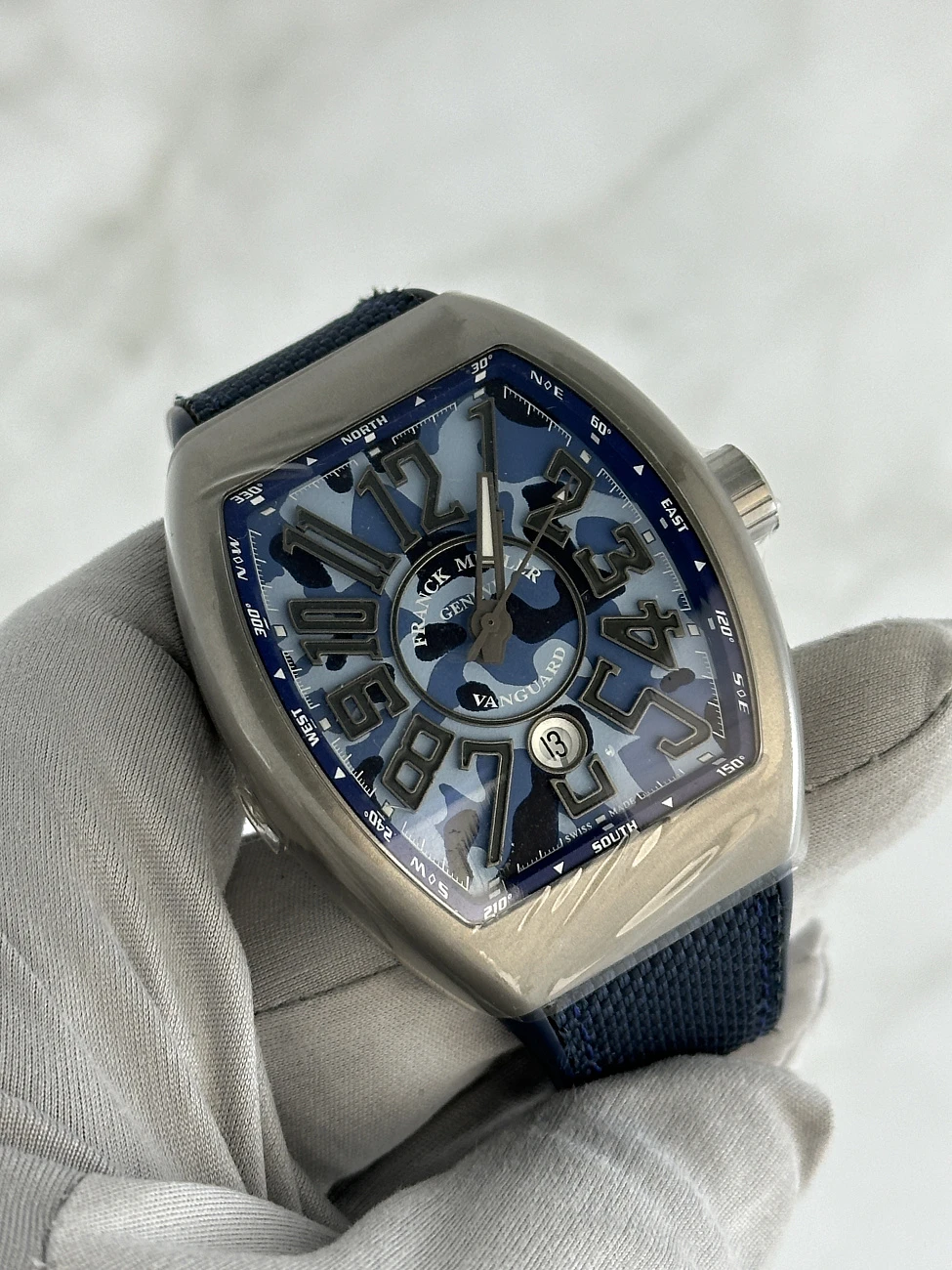 Часы Franck Muller  Mens Collection Vanguard Yachting Camo  V 45 SC DT TT CAMOU MC BL