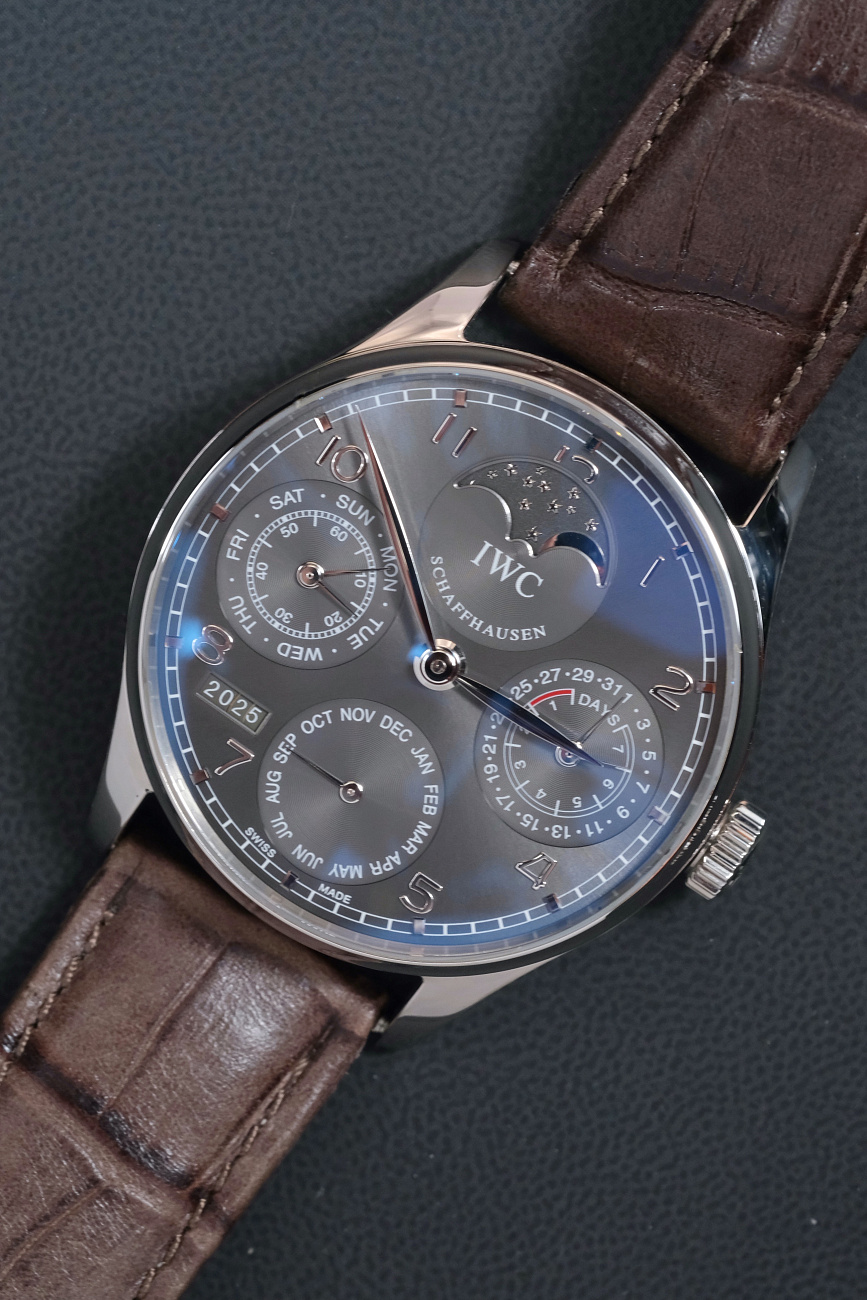 Часы Iwc  Portugieser Perpetual Calendar White Gold 42.3Mm  IW502218