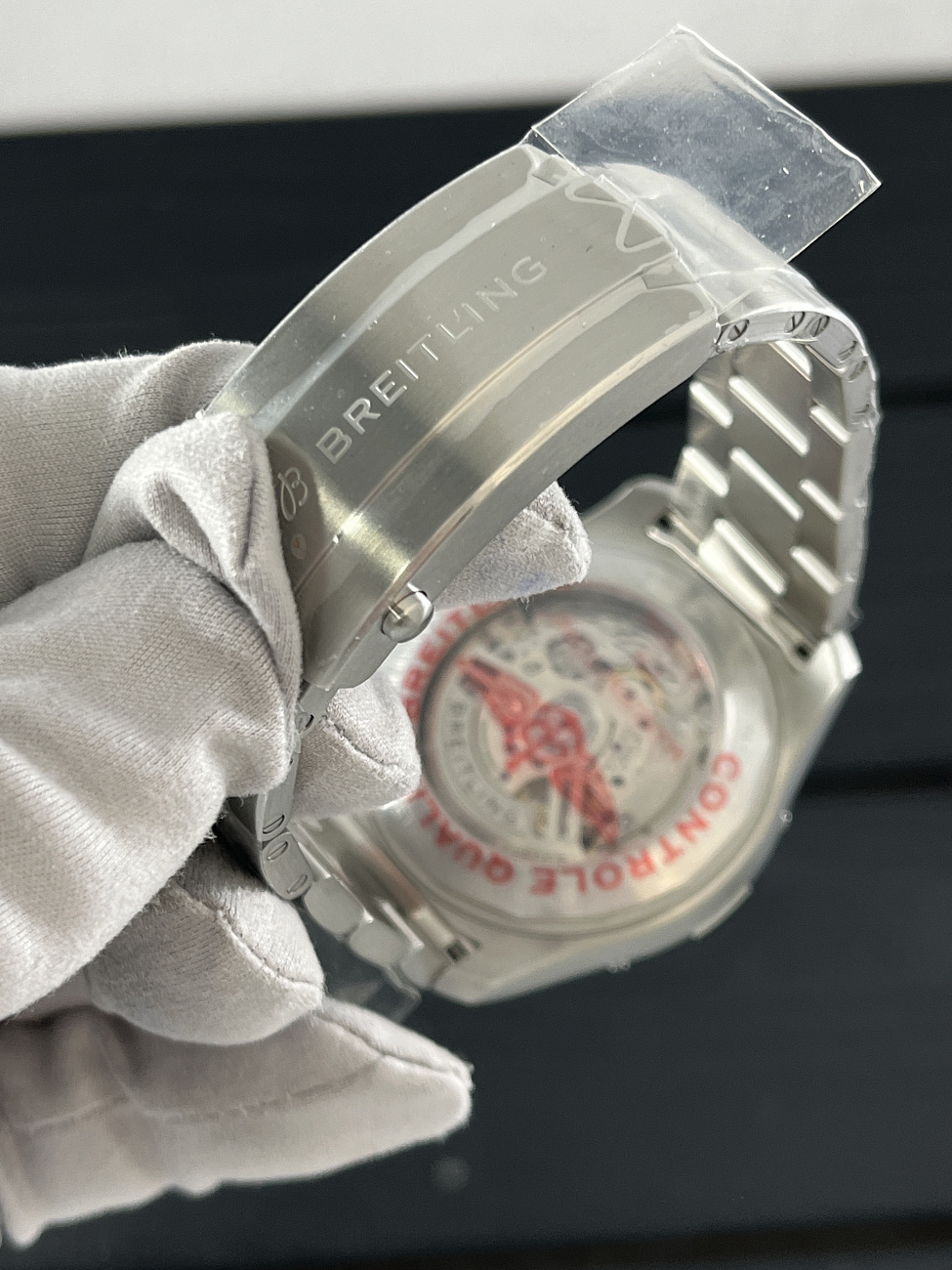 Часы Breitling  Avenger B01 Chronograph 44Mm  AB0147101B1A1