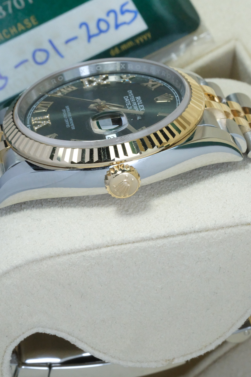 Часы Rolex  Datejust 36 Steel Yellow Gold Green Dial  m126233-0025