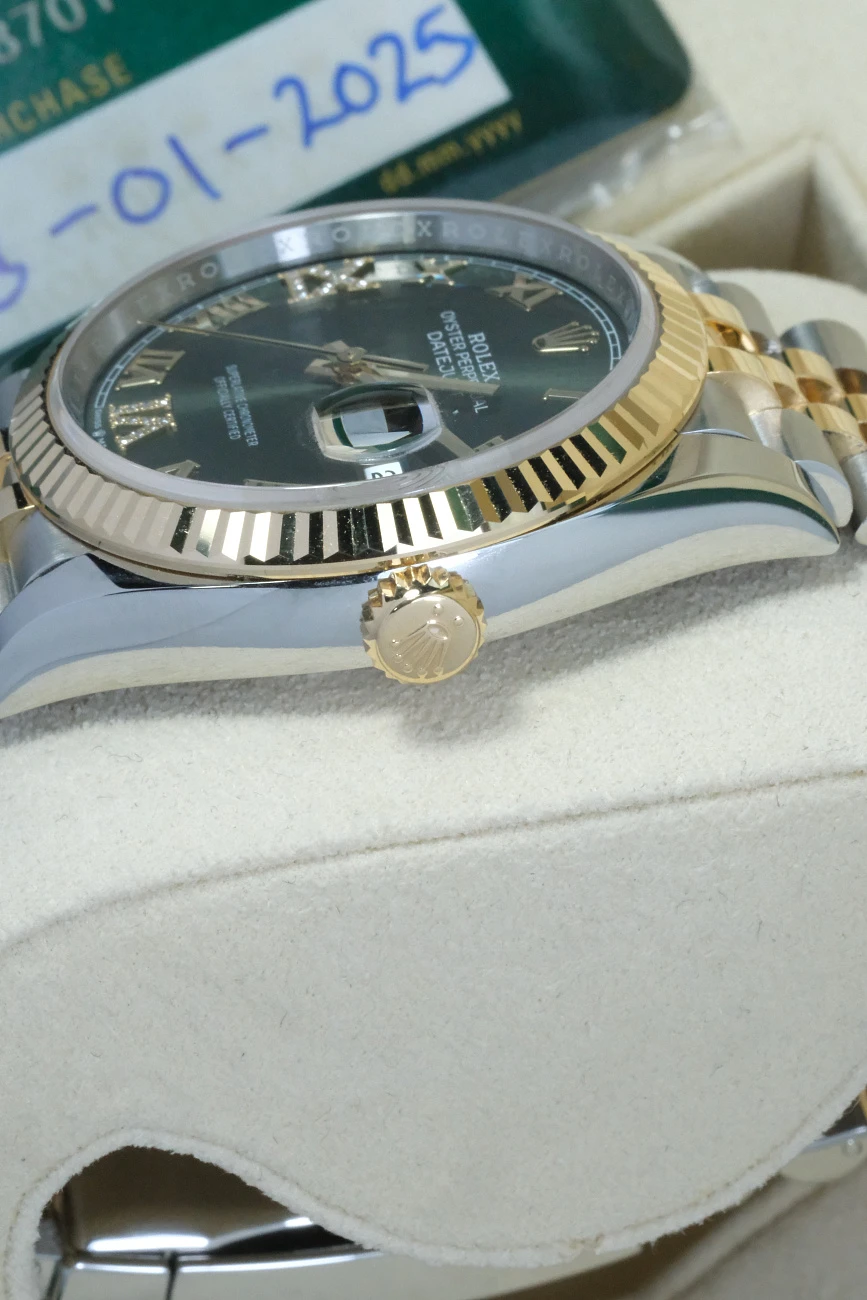 Часы Rolex  Datejust 36 Steel Yellow Gold Green Dial  m126233-0025