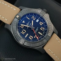 Часы Breitling  Avenger Automatic Gmt 45 Night Mission  V32395101B1X2