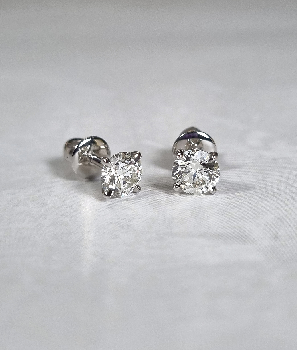 Украшение NO NAME  Серьги С Бриллиантами 1,01 J/Si1; 1,00 J/Vs1   