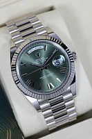 Часы Rolex  Oyster Perpetual White Gold Day-Date Olive Dial  228239