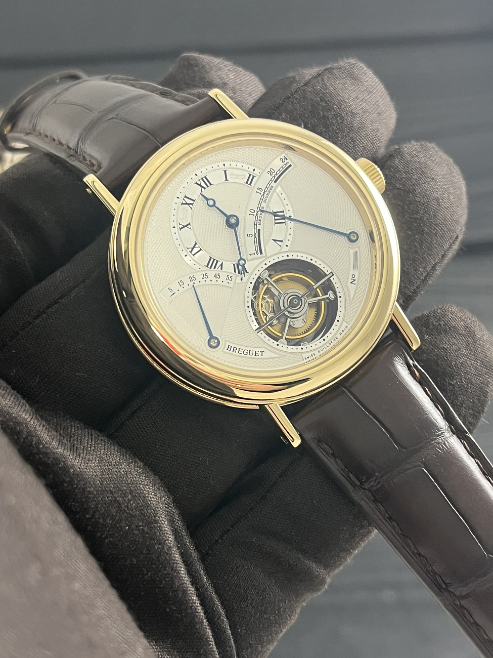 Часы Breguet  Tourbillon Power Reserve 24 Hour  3657BA/12/9V6