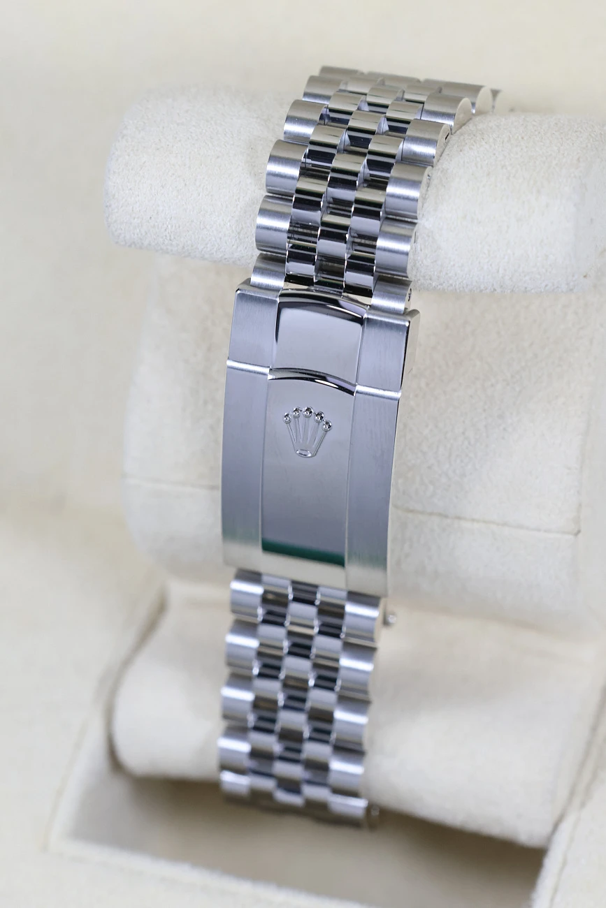 Часы Rolex  Datejust 41Mm Blue Roman  126334-0038