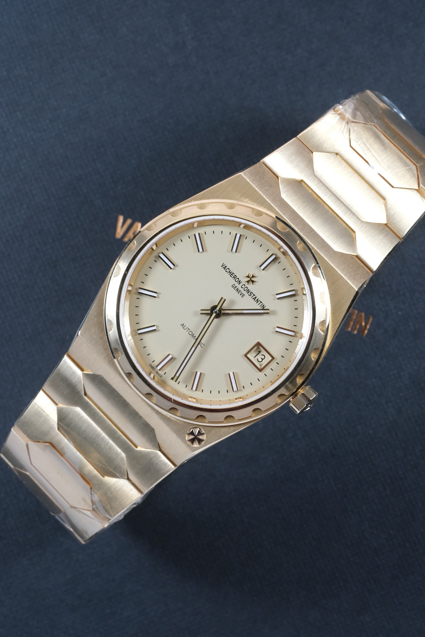 Часы Vacheron Constantin  Historiques Jumbo 222  4200H/222J-B935