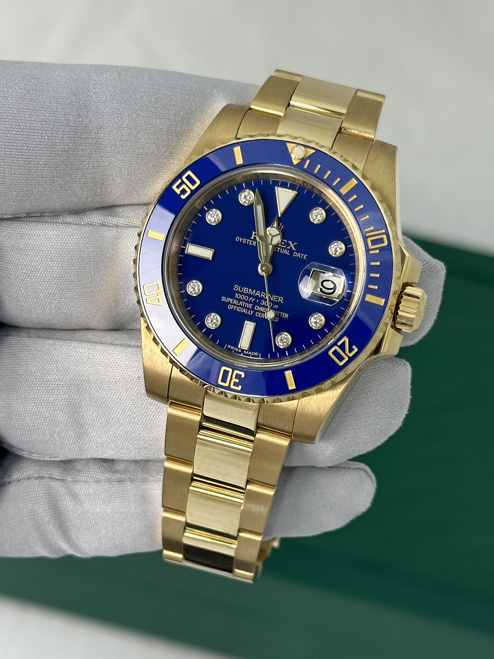 Часы Rolex  Submariner Date 40Mm Yellow Gold Ceramic Diamonds Index  116618LB