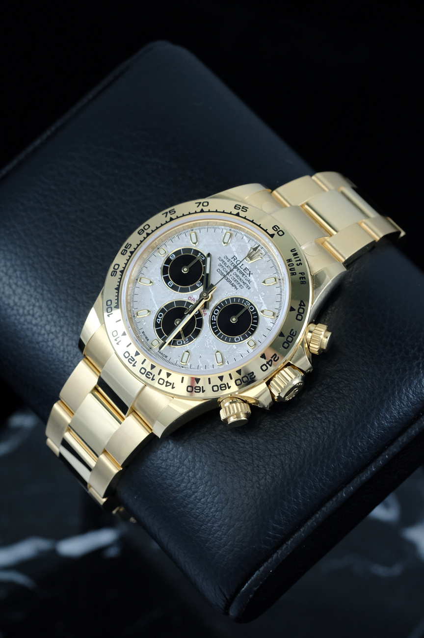 Часы Rolex  Cosmograph Daytona 40Mm Yellow Gold Meteorite And Black Dial  116508