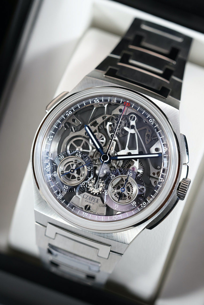 Часы Czapek  Czapek & Cie: Antarctique Rattrapante Ice Blue  ANTARCTIQUE RATTRAPANTE