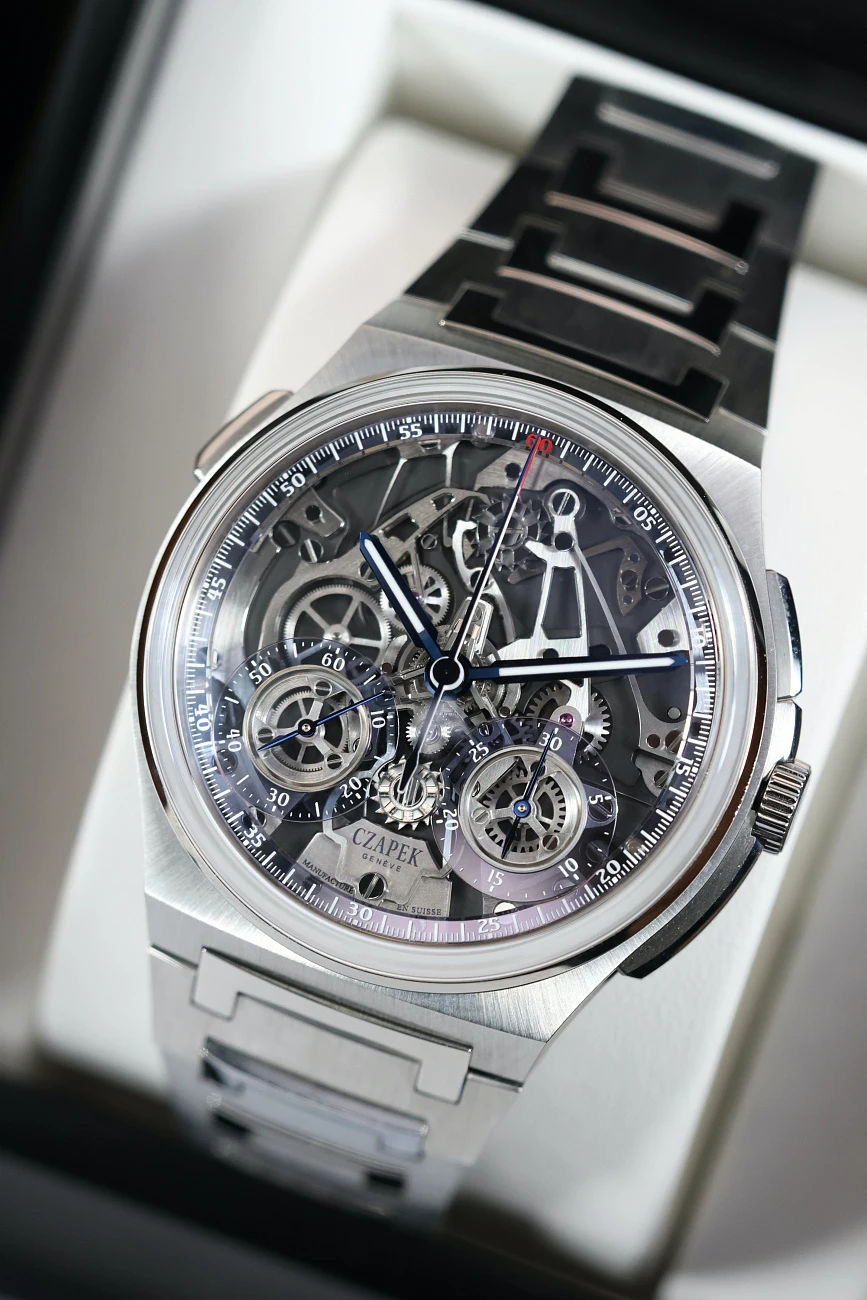 Часы Czapek  Czapek &amp; Cie: Antarctique Rattrapante Ice Blue  ANTARCTIQUE RATTRAPANTE