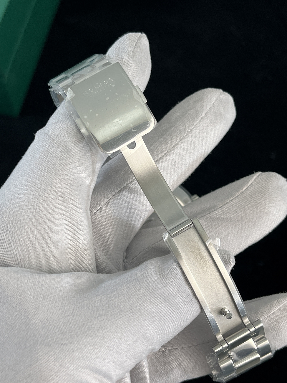 Часы NOMOS  Club Sport Neomatik 42 Date Blue  782