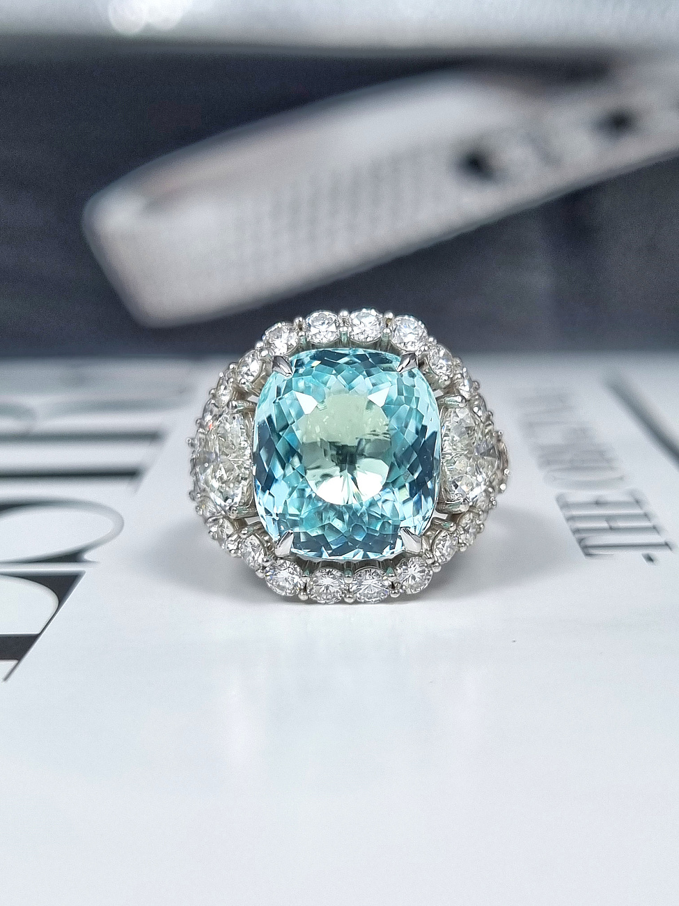 Украшение GIA  Кольцо с турмалином "Параиба" 7,32 ct.   