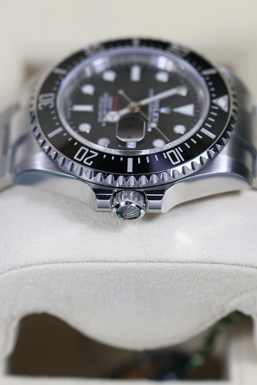 Часы Rolex  Sea Dweller 43Mm Red Line  126600-0002