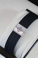 Часы Patek Philippe  Aquanaut Steel 35 mm  5066A-001
