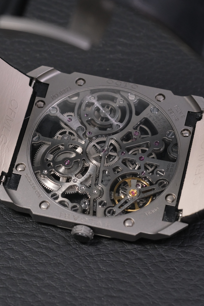 Часы Bvlgari  Octo Finissimo Skeleton Titanium Power Reserve  102714