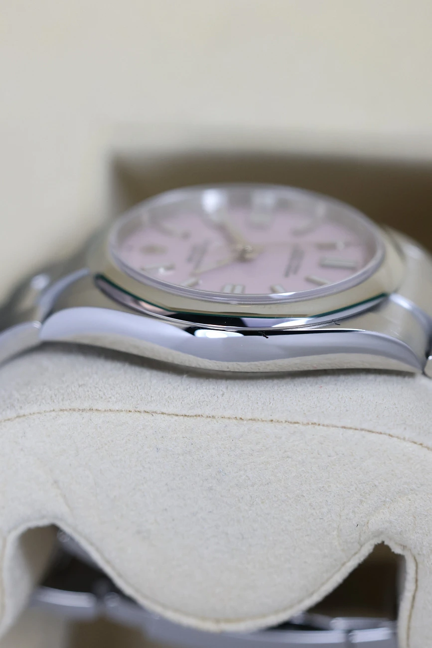 Часы Rolex  Oyster Perpetual 41 Mm Candy Pink Dial New Model  134300