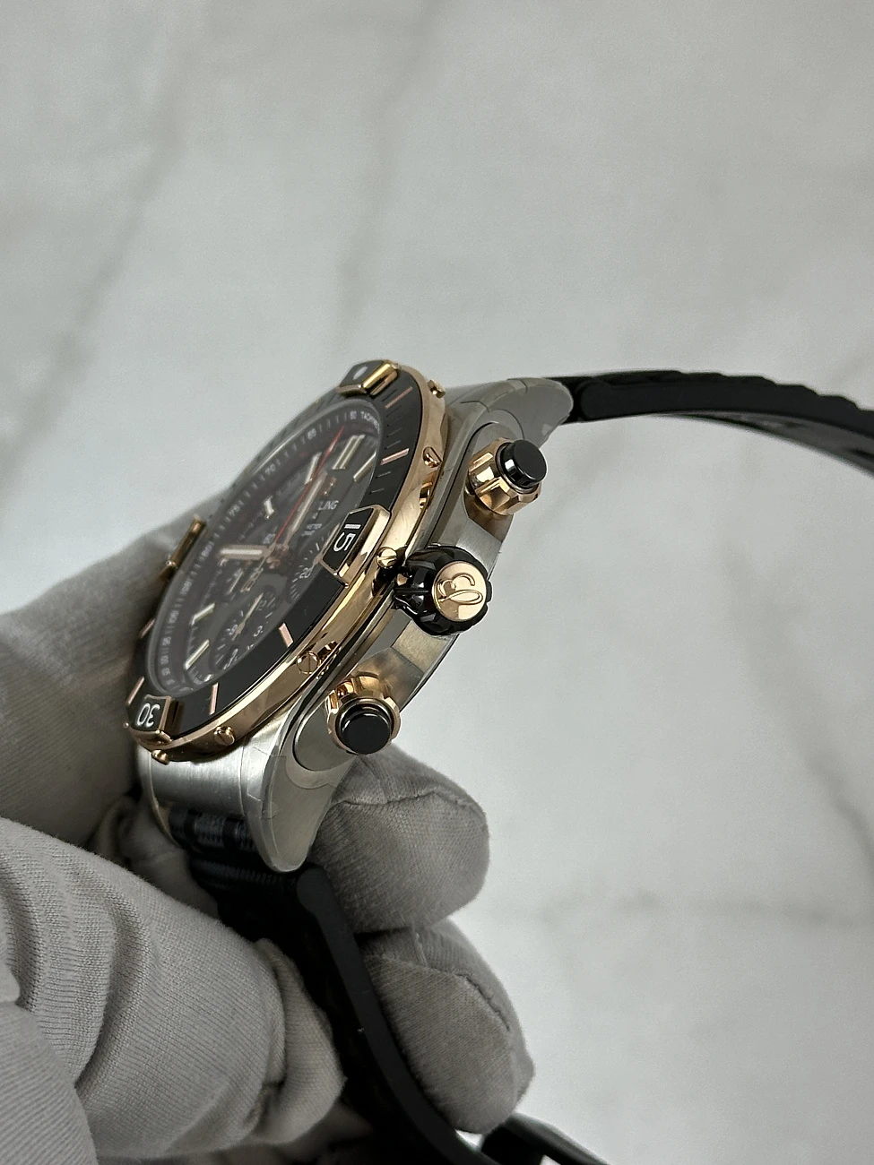 Часы Breitling  Super Chronomat B01 44  UB0136251L1S1