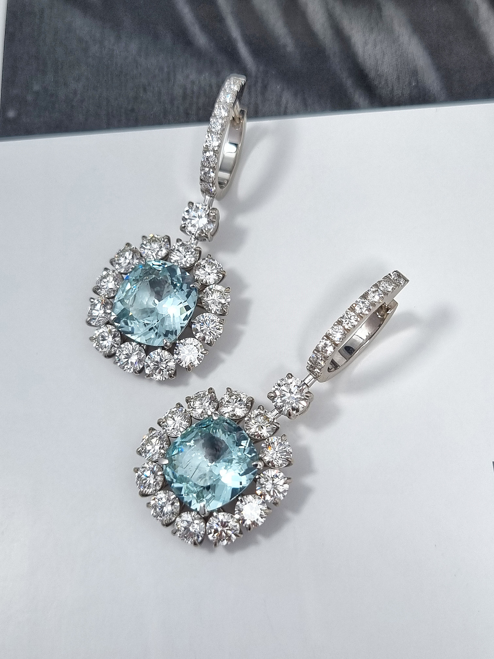 Украшение GIA  Серьги с турмалинами "Параиба" 5,16/5,40 ct.   