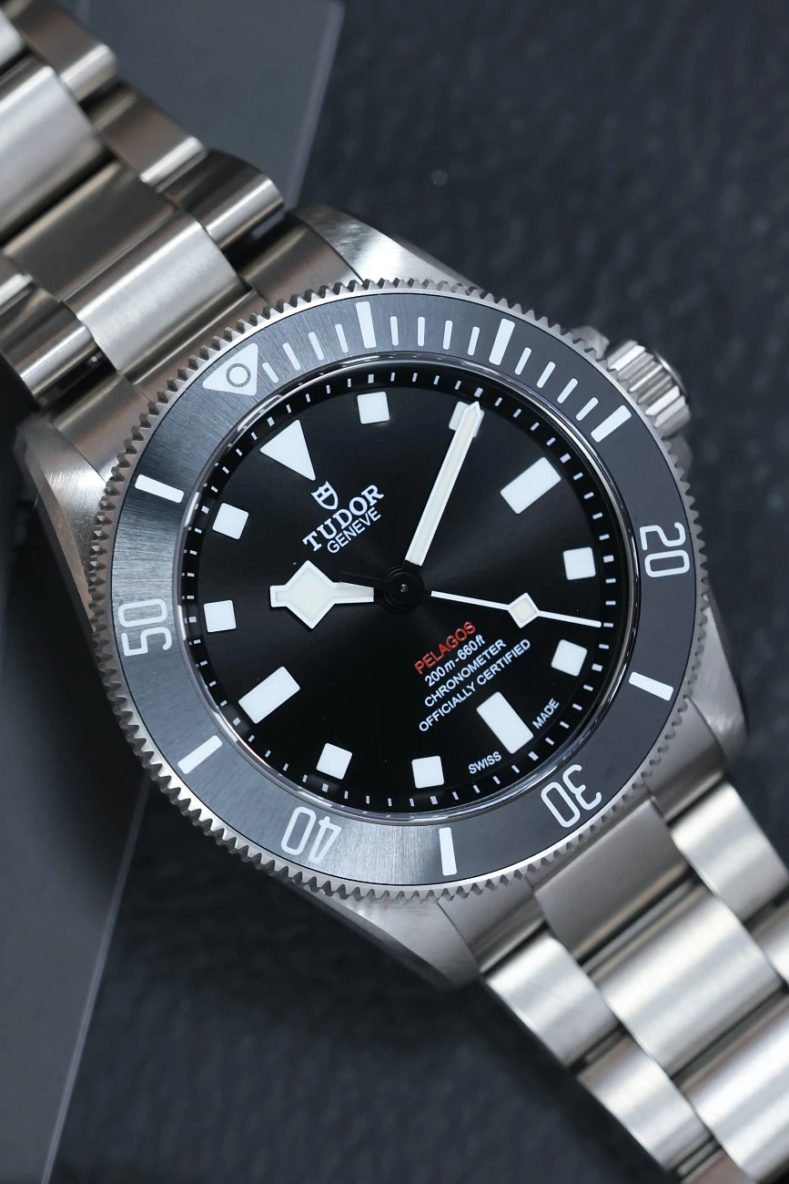 Часы Tudor  Pelagos Red Line 39mm  25407N