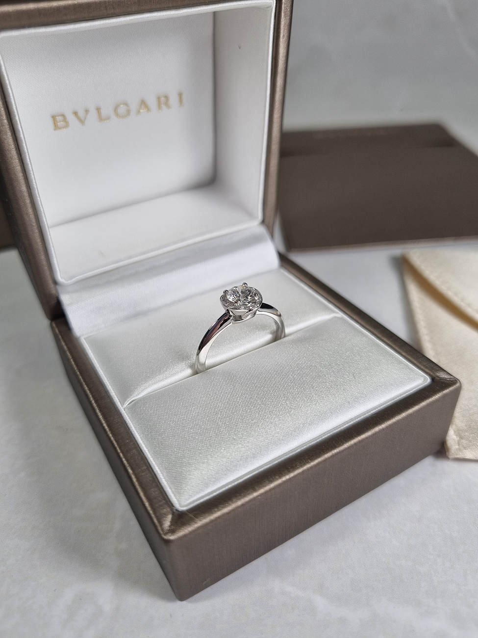 Украшение Bvlgari  Incontro D’amore Ring 0,54 Ct. F/Vvs1  355376 