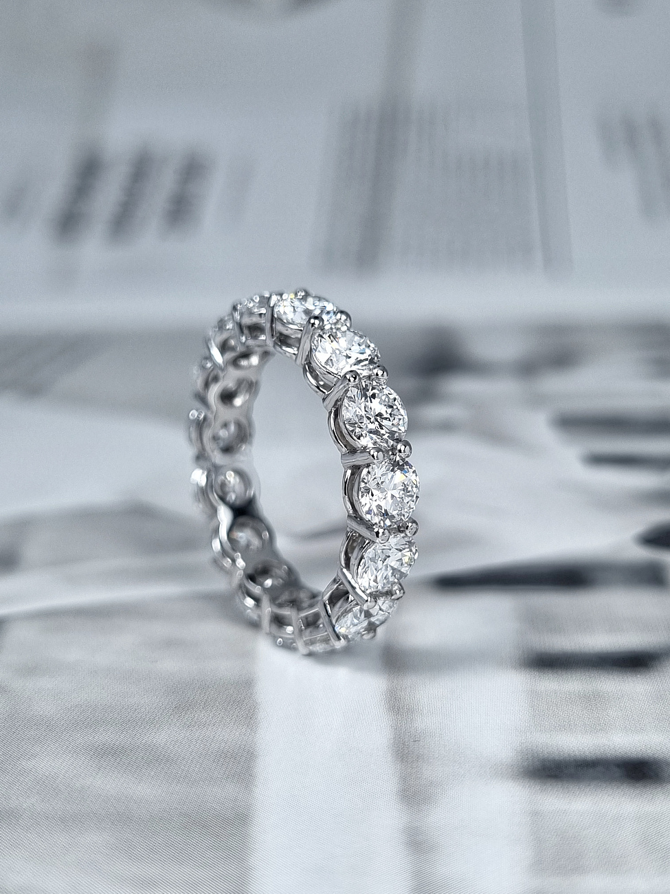 Украшение GIA  Eternity Ring 4,5 ct. D/VVS1 (3 Excellent, NONE)   