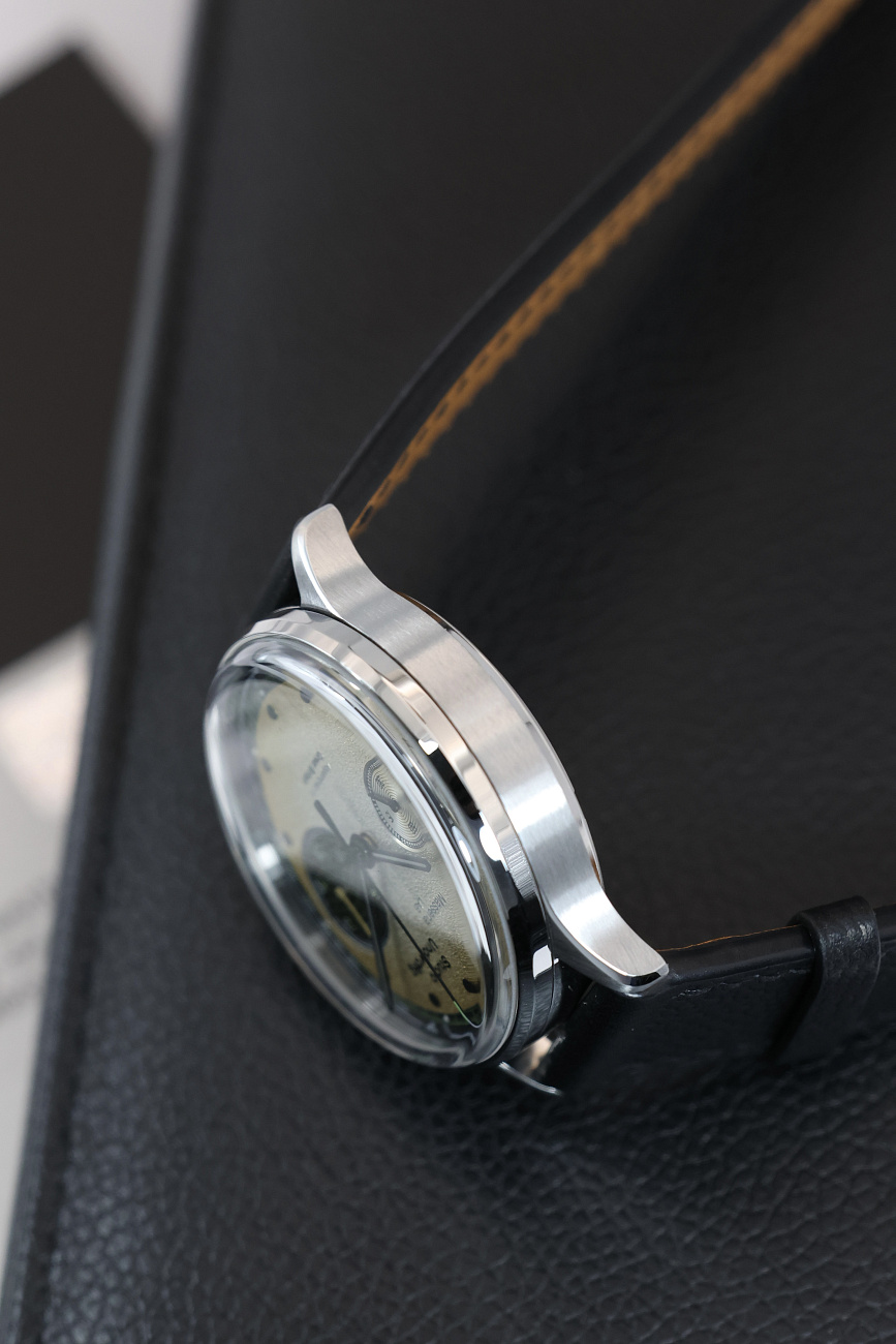 Часы Studio Underd0g  STUDIO UNDERD0G X MASSENA LAB CHAMPAGNE & CAVIAR  03SERIES Champagne & Caviar