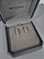 Украшение Messika  Move Uno Stud  Move Uno stud diamond earrings 5631 