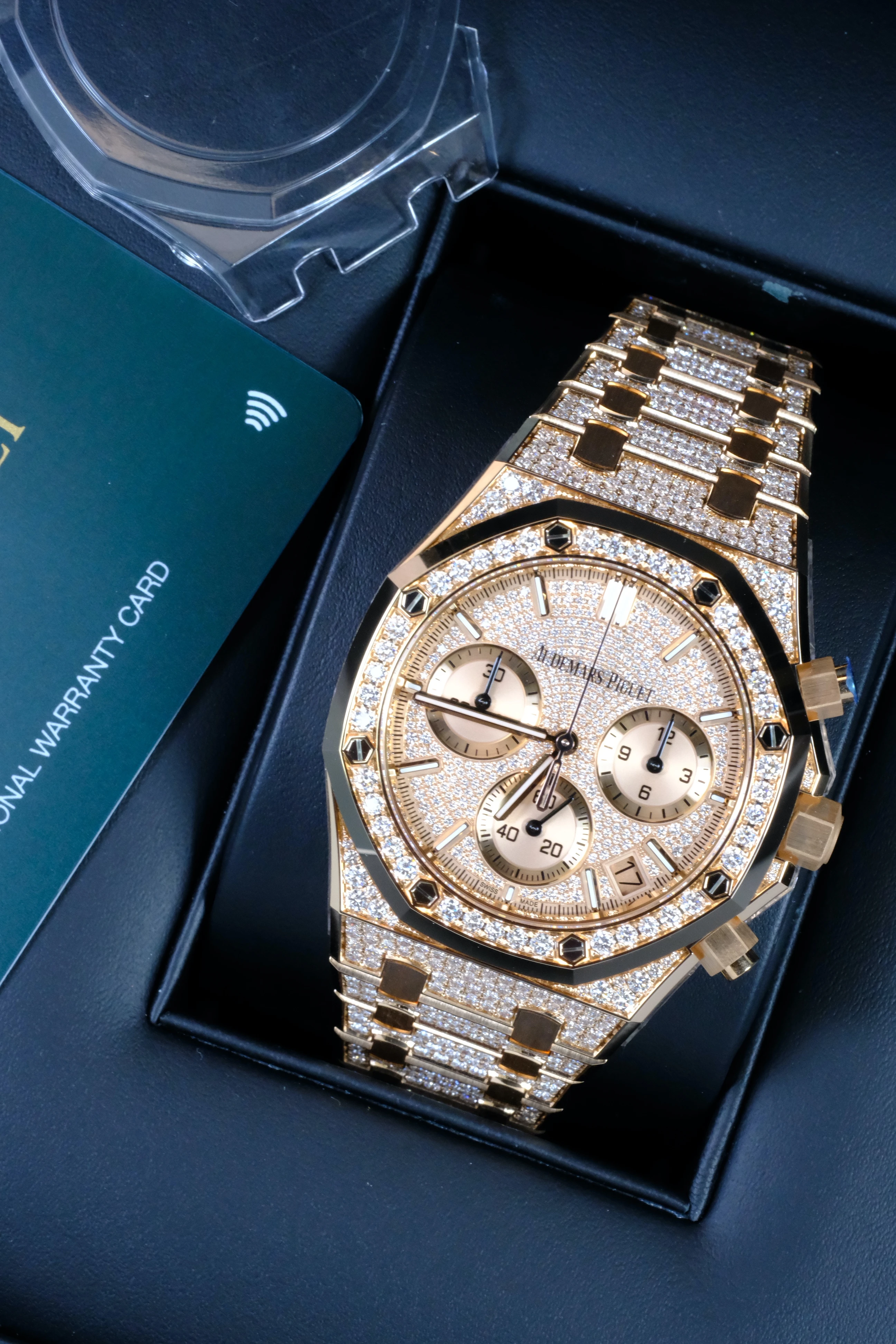 Часы Audemars Piguet  Audemars Piguet Royal Oak Chronograph "50Th Anniversary" 41Mm Rose Gold/Diamond Paved Dial And Bracelet  26242OR.ZZ.1322OR.01