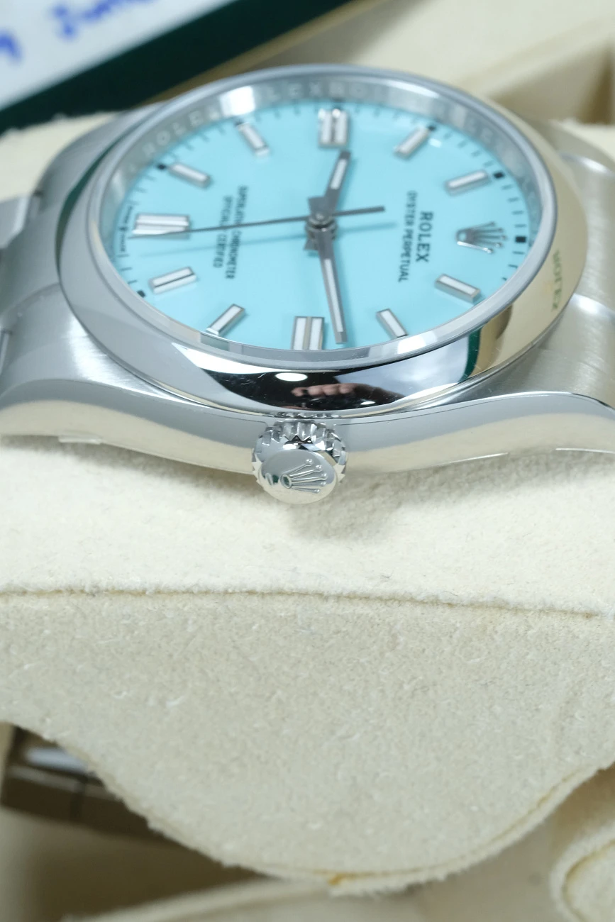 Часы Rolex  Perpetual 36 Stainless Steel Tiffany Dial  126000