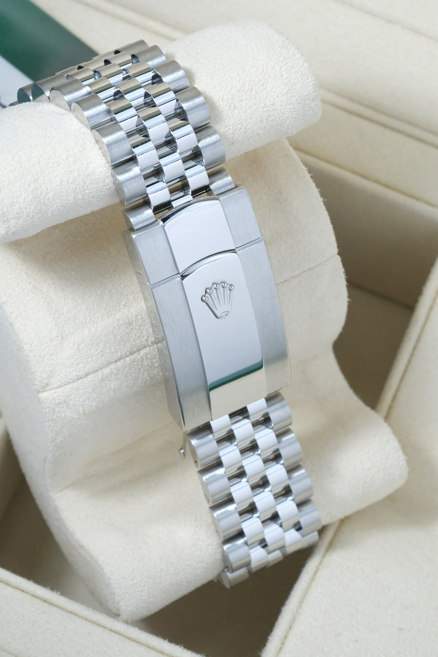 Часы Rolex  Oyster Perpetual Datejust 41 Mm Blue Sticks Jubilee  126300