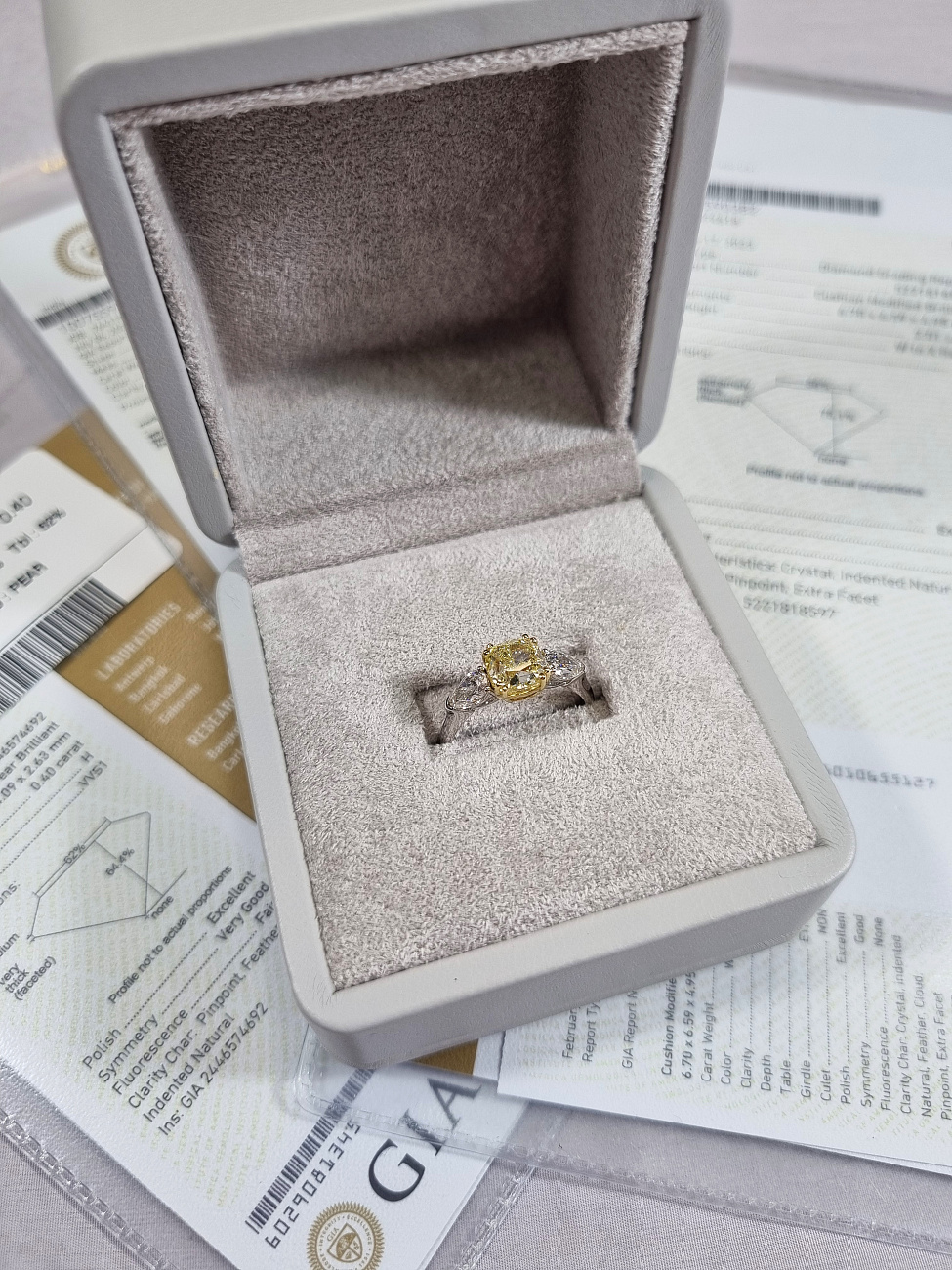 Украшение NO NAME  Кольцо С Бриллиантом 2,01 Ct. W To X/Vs1   